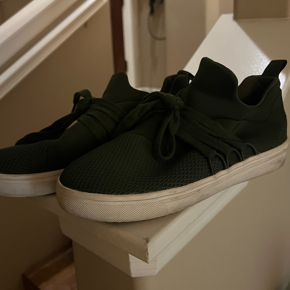 Steve Madden Sneakers